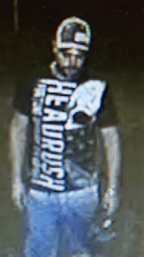 Vol de tracteur à Lavaltrie- Suspects à identifier