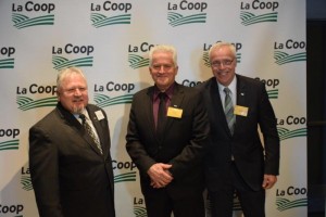 André Langlois, Robert Perreault et Luc Forget : André Langlois, directeur général, Robert Perreault, président, Luc Forget, administrateur La Coop Profid’Or et 1er vice-président La Coop fédérée DSC 0042