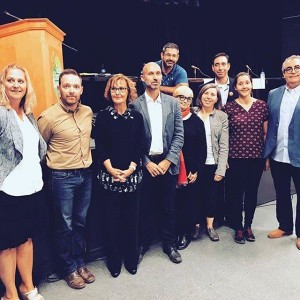 Dans l’ordre, Pascal Naud (collaboratrice exécutif APTS Lanaudière), Kevin Newbury (Collaborateur exécutif), Mme Lise Lavallée Candidate CAQ (Repentigny), Éric Tremblay PQ (candidat Repentigny), Noëlaine Allard ( coordonnatrice APTS’ animatrice du débat) , Diane Mathieu (présidente exécutif locale APTS Lanaudière), Olivier Huard (PQ (candidat Repentigny), Valérie Lepage (VP exécutif APTS Lanaudière), Richard Belhumeur (Représentant National APTS Lanaudière), (arrière-plan) Marc-André Audy (secrétaire-trésorier exécutif APTS). apts